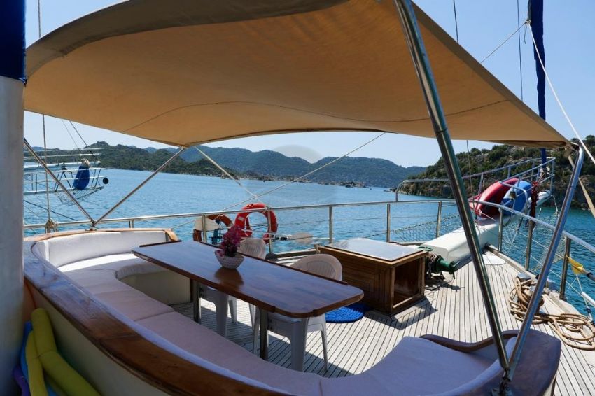 Ece Şarampol Arka Dinlenme Alanı