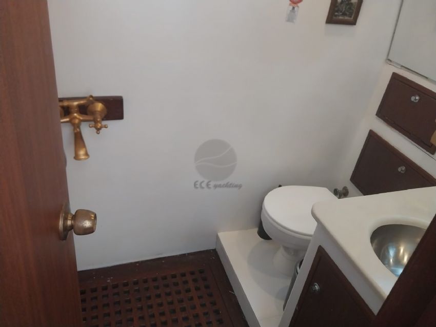 KAŞIKÇI teknesi banyo