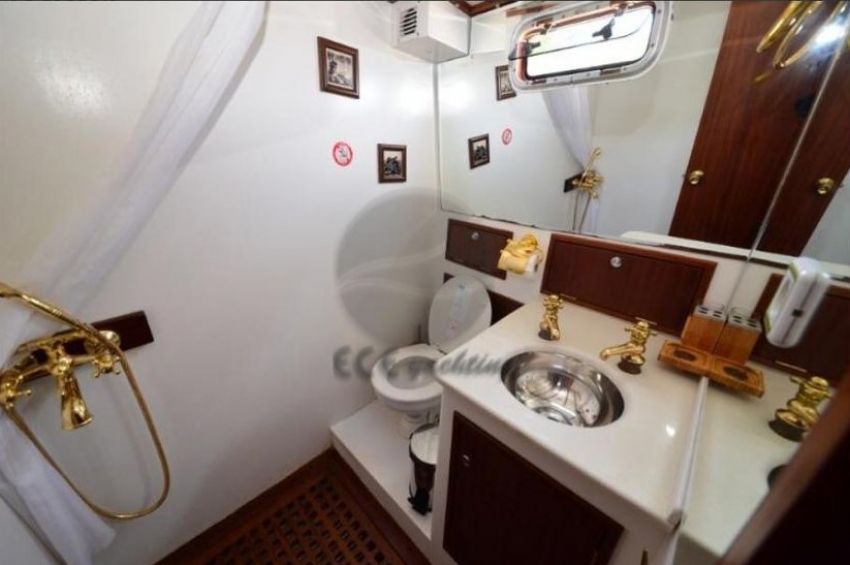 KAŞIKÇI gulet double kabin