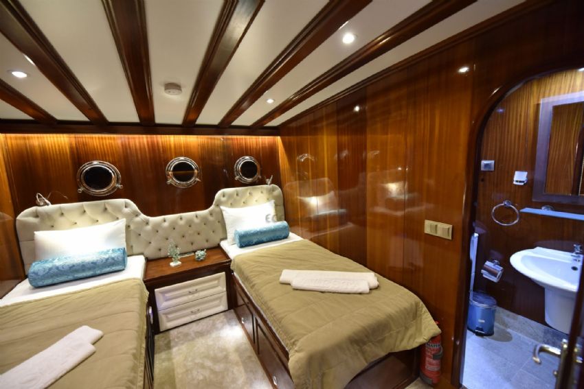 Kayhan 11 Yacht, Twin Cabin.