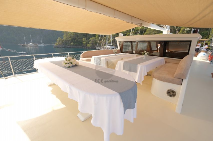 Kayhan 11 Yacht, Front Deck.