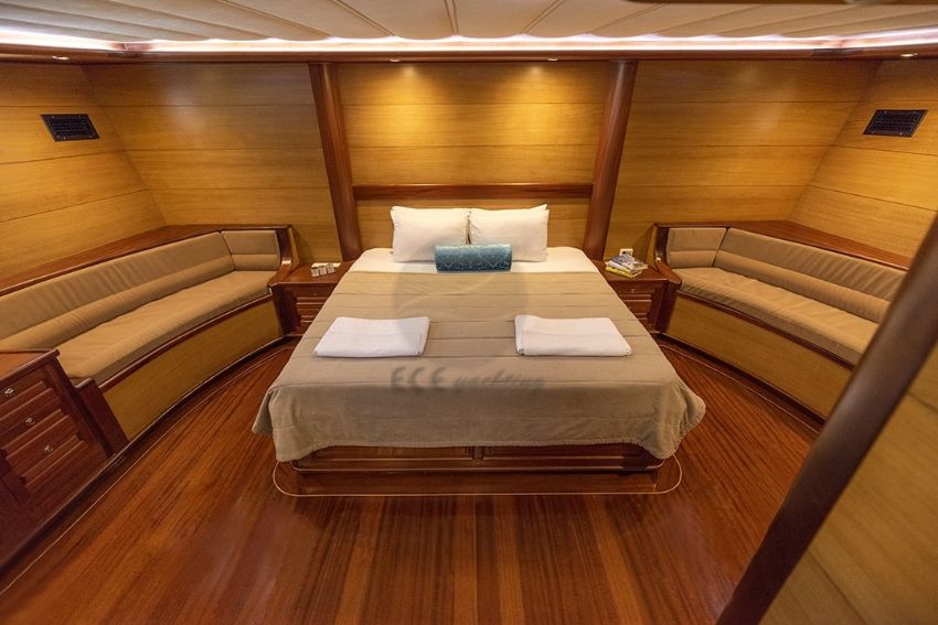 Kayhan 4 Yacht, En Suite.