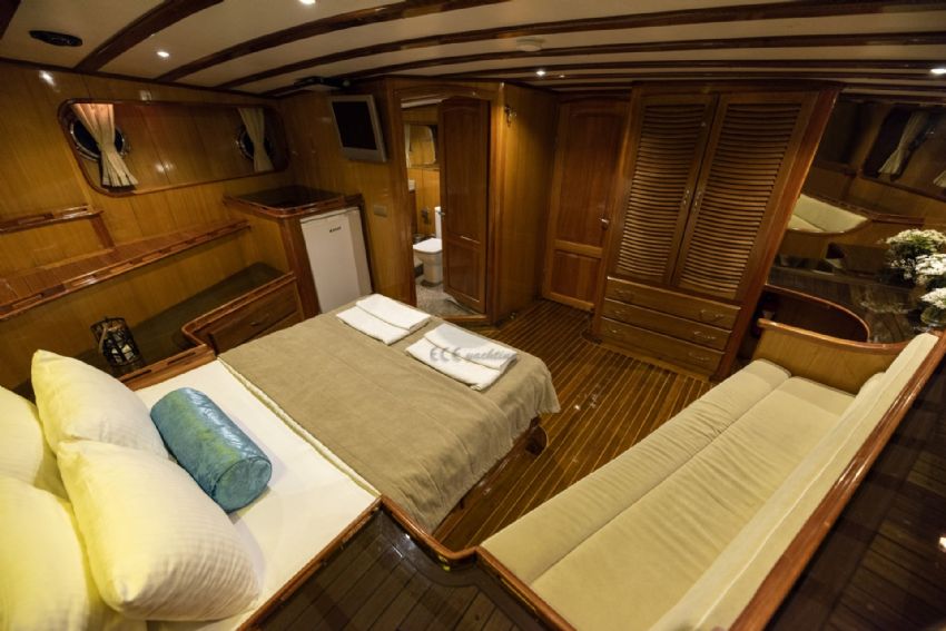 Kayhan 5 Yacht, Master Kabin