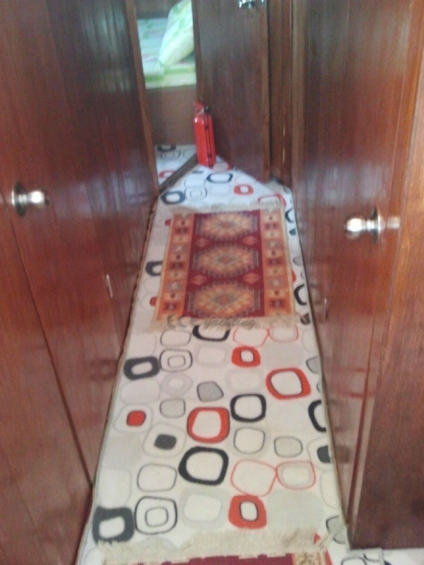 Kayra Ege Yacht, Corridor.