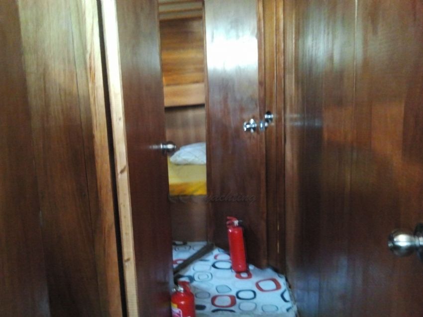 Kayra Ege Yacht, Cabin Entrance.