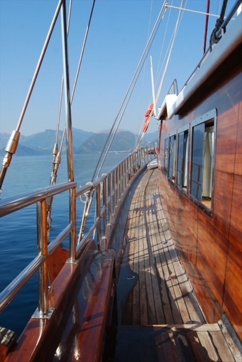 Koca Yusuf Yan Güverte