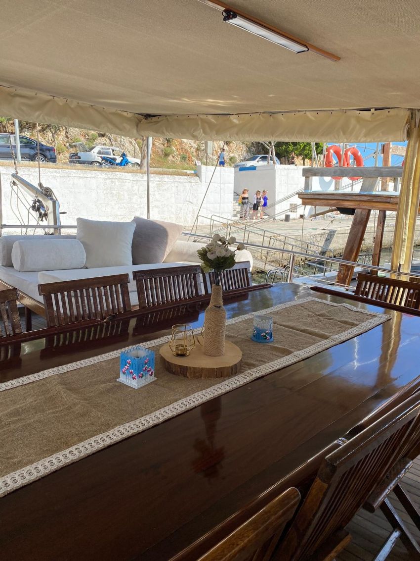 Lady Basak Gulet, Interior.