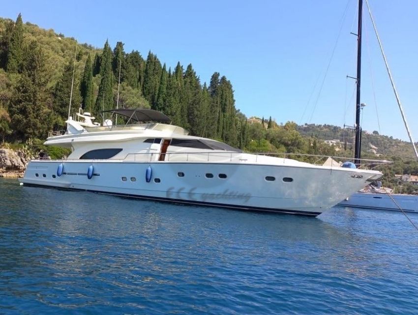 Lady Carmina Dış Görünüm