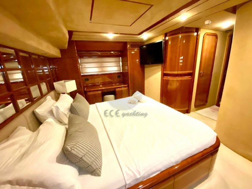 Lady Carmina Banyo & Wc