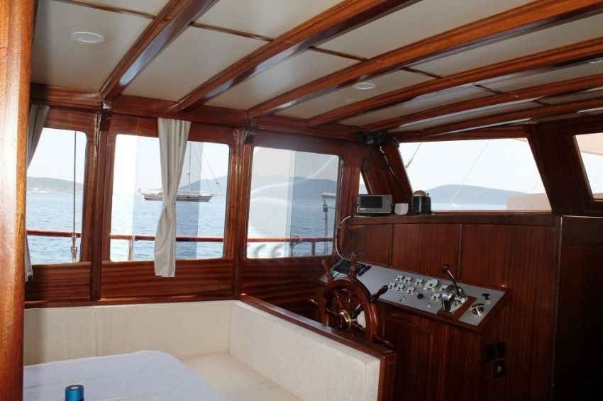 Lady Mistral Teknesi Kabin