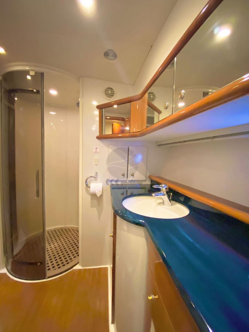 ECE NAYLA Banyo - WC