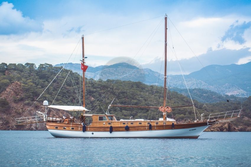 La Nonna yemek masası 2. La Nonna Gulet, Sailing The Mediterranean.
