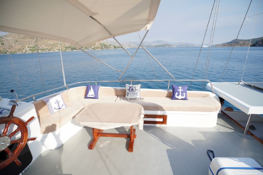 Lavinia Gulet Arka Güverte Oturma Alanı