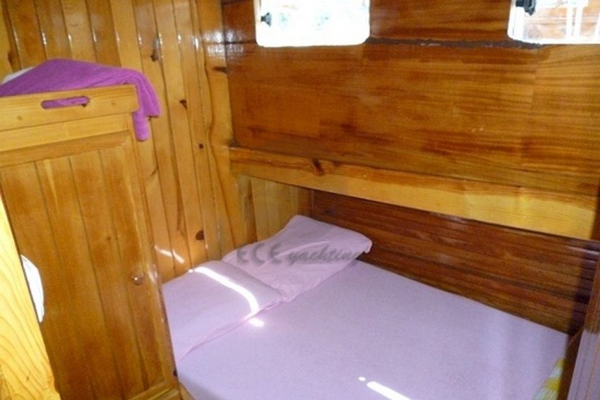 Leventis Gulet Yacht, Double Cabin 2.