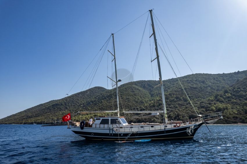 Leylali Yacht