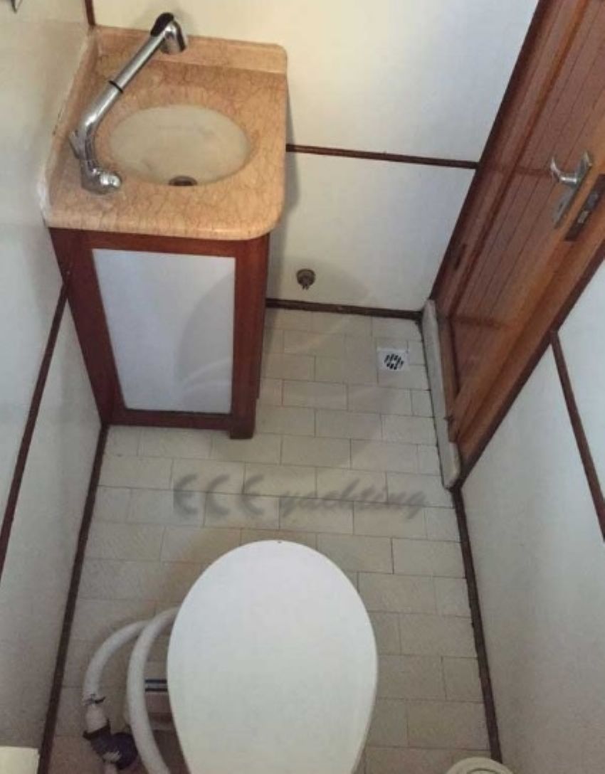 Lucky Mar Gulet Yacht, Bathroom.
