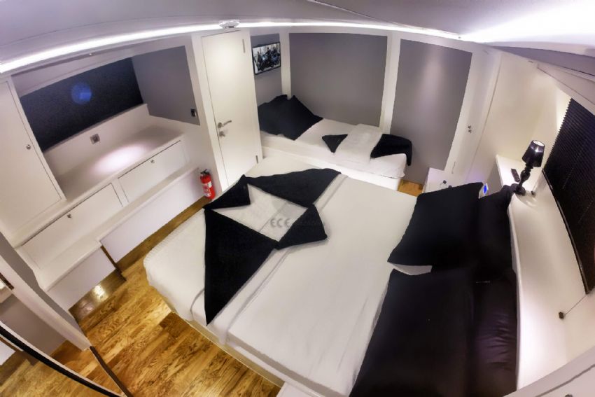 Maske 3 Trawler, Triple Cabin.