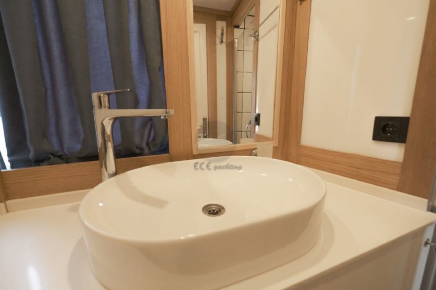 Ece Mask Banyo&Wc (Dış Kabin)