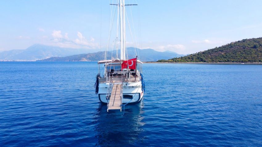 ECE GÜNEY Teknesi Dış Görünüm