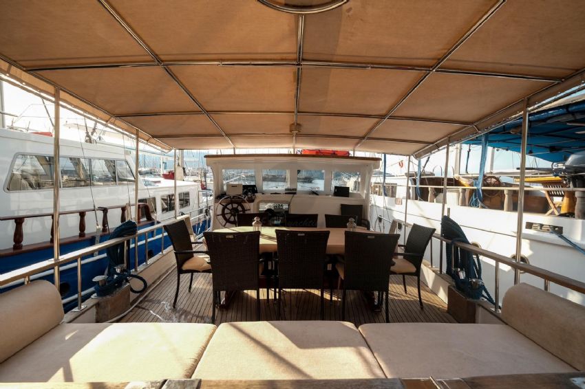 ECE GÜNEY Teknesi Dış Oturma Grubu