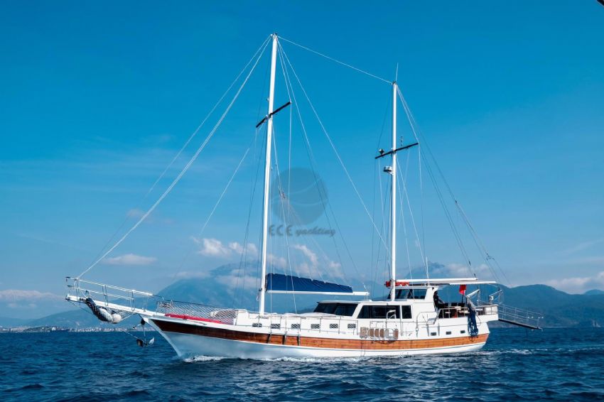 ECE GÜNEY Teknesi Dış Görünüm