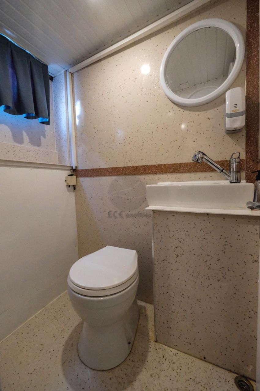 ECE GÜNEY Teknesi Banyo - WC