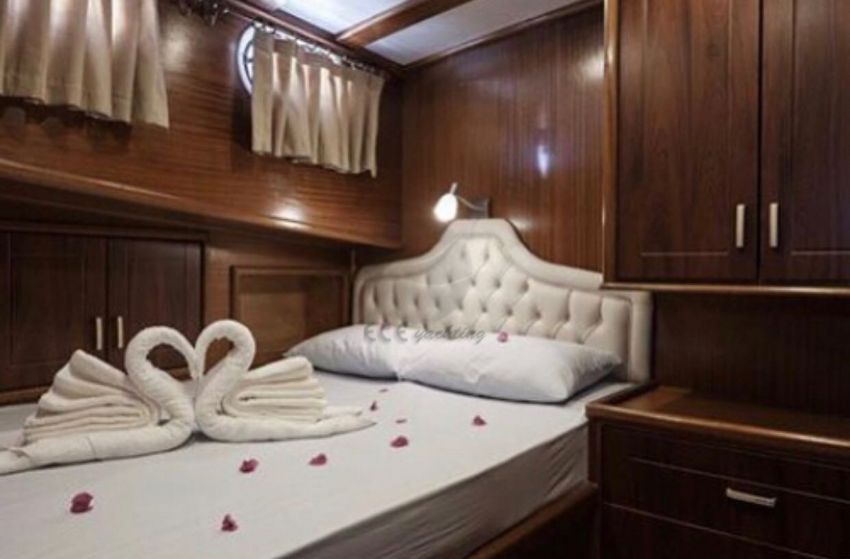 Mesut Ol Yacht,