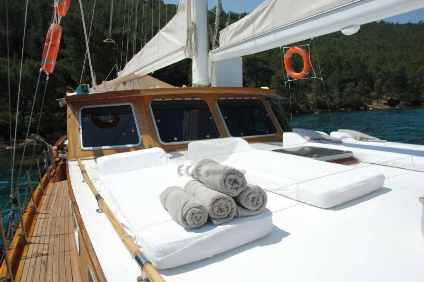 ECE MARE GÜNEŞLENME ALANI 2