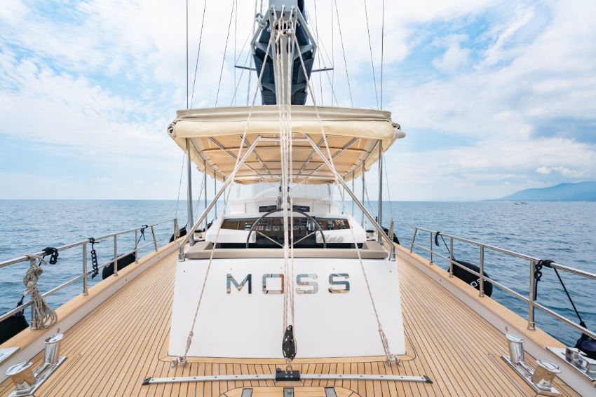 Moss Gulet, Mid Deck Seating Area.