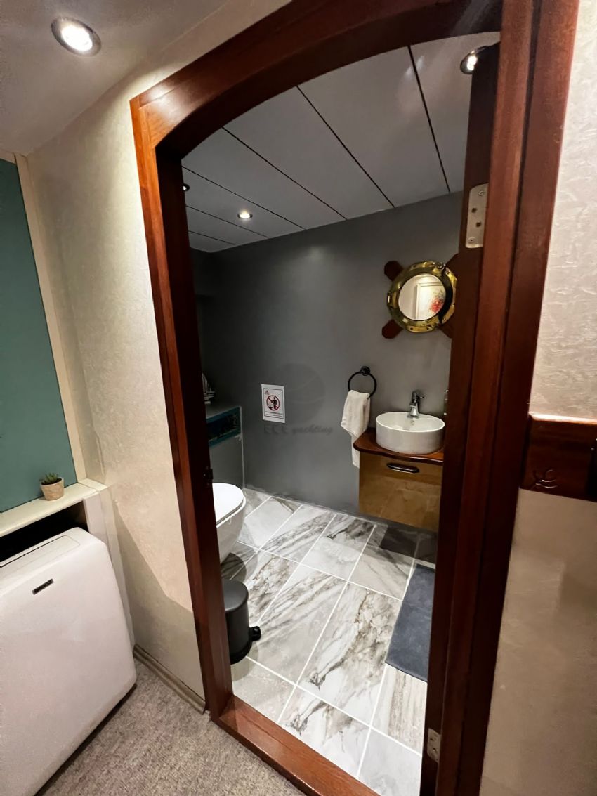 Mrs Elcih Gulet, Fully Equipped Kitchen.