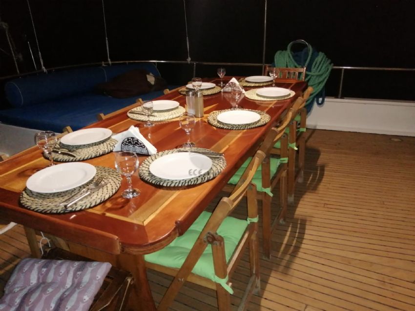 M.S Gulet Yacht, Yemek Masası