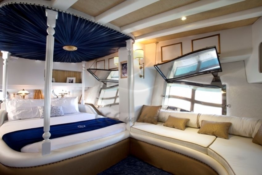 Murat 2 Teknesi Master Kabin