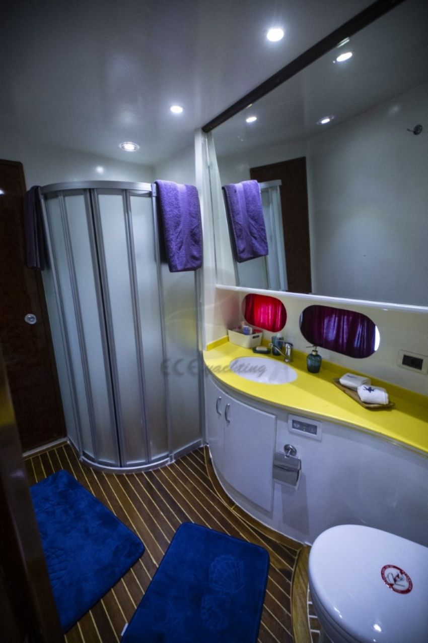 M/Y Erdoğan, Banyo & Wc