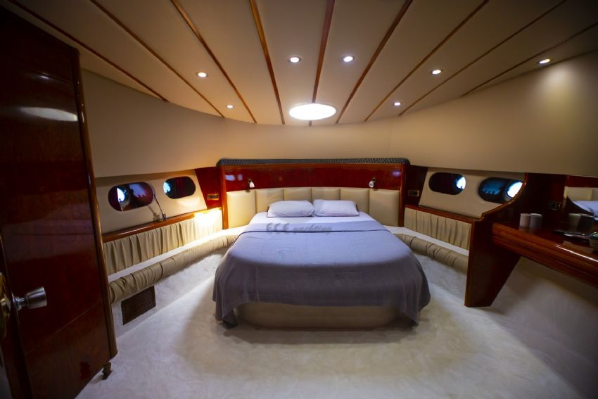 M/Y Erdoğan, Master Kabin