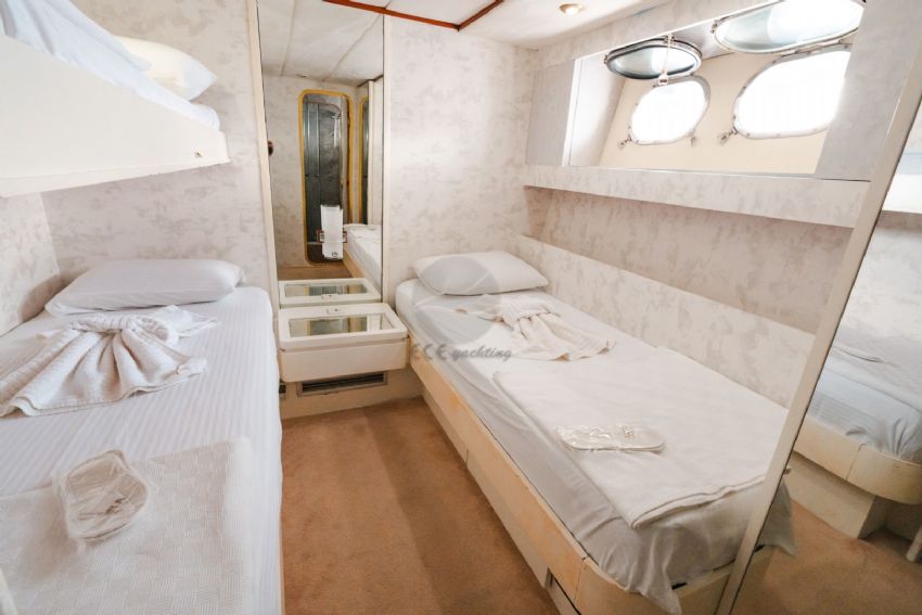 ECE ŞEFAATLİ Double Kabin