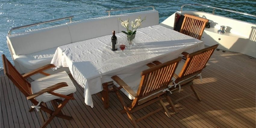 motoryat flamingo arka güverte 