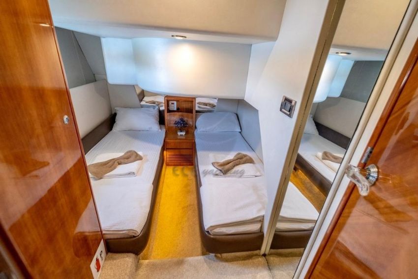 My Story 1, Twin Kabin