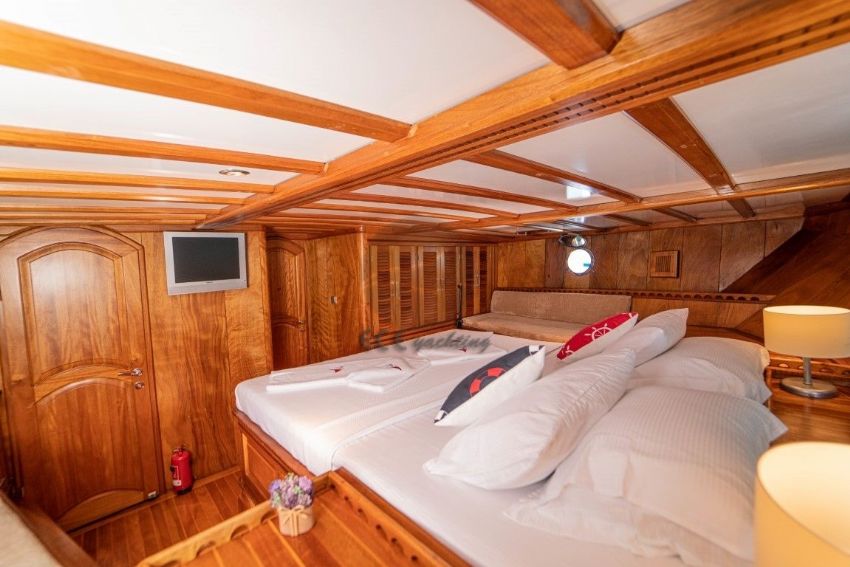 Ece Nefise Ön Master Kabin