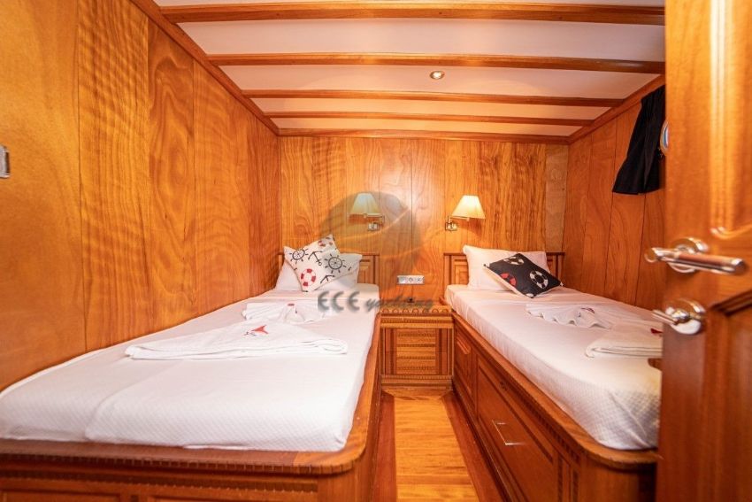 Ece Nefise Twin Kabin