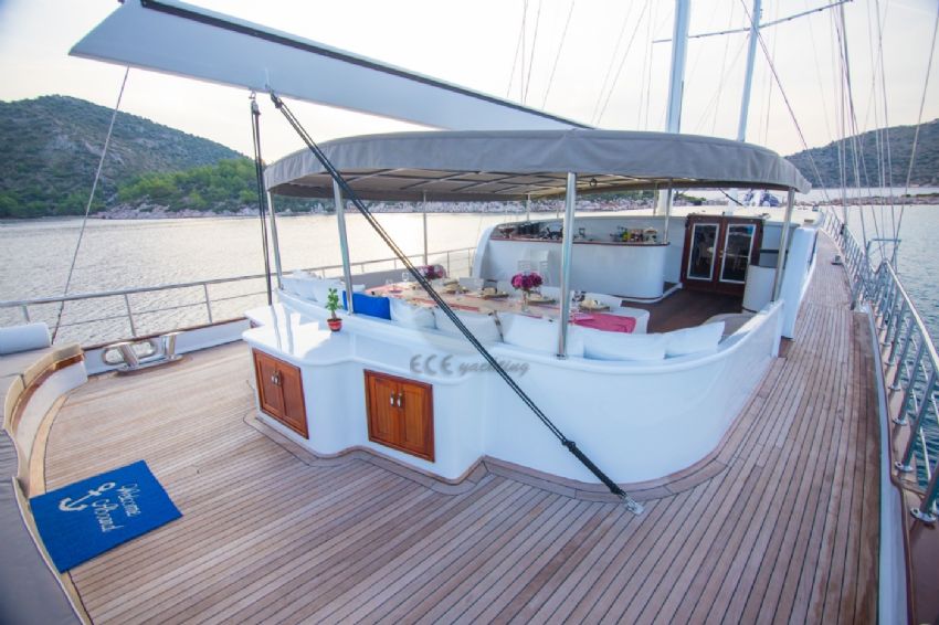 Nevra Queen Yacht, Deck View.