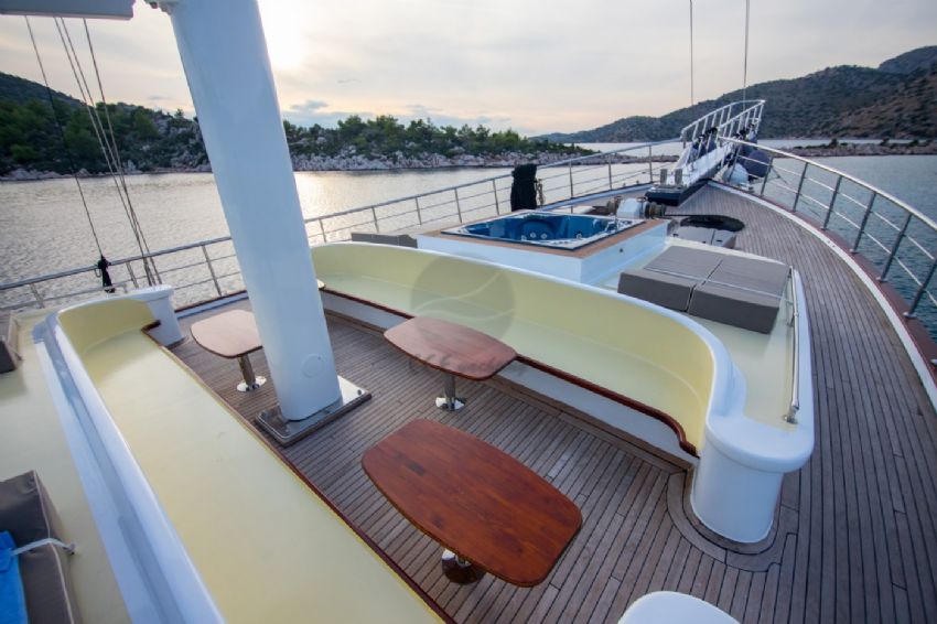 Nevra Queen Yacht,  On Deck Jacuzzi.
