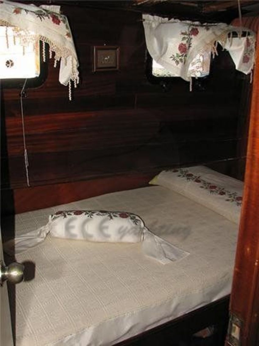 Nirvana S Yacht, Single Cabin 2.