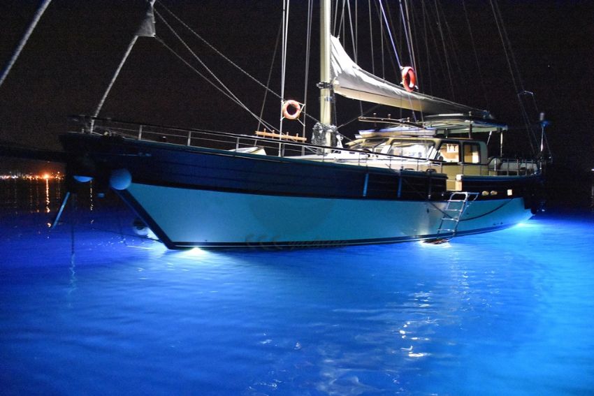 Nostalgia Gulet, Water Sports With Friends.