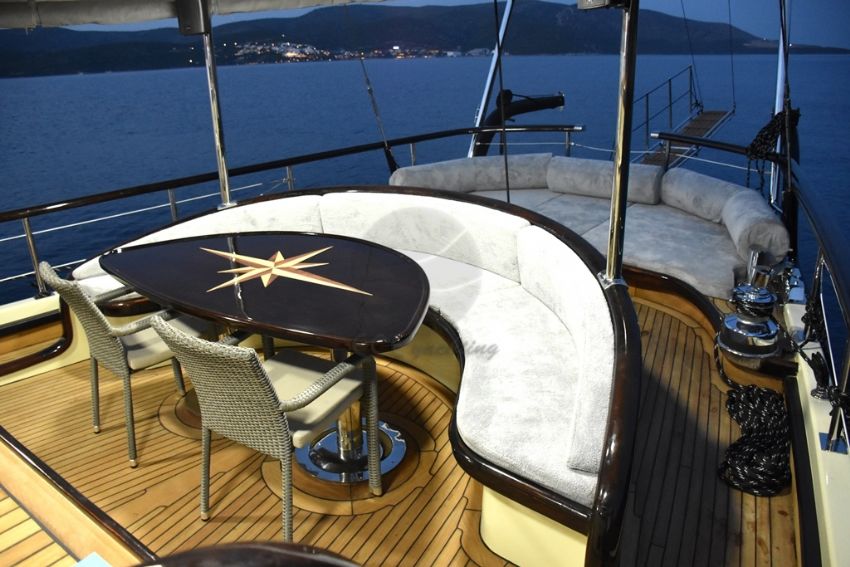 Nostalgia Gulet, Front Deck
