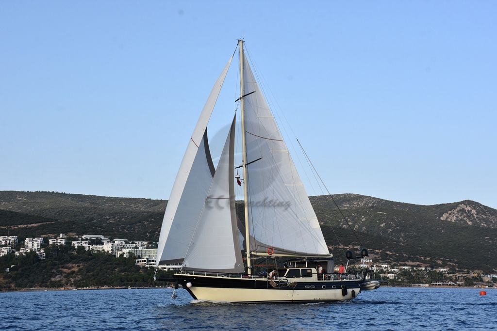 Nostaljia Gulet, Sailing In Style.