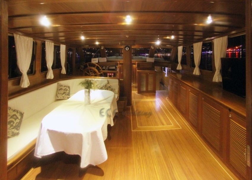 Okaliptus teknesi yemek masası iç kısım