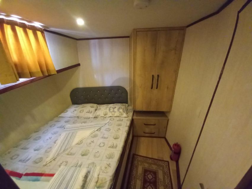 Özgür Ol, Double Kabin