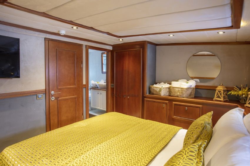 PERDUE Gulet, En Suite.