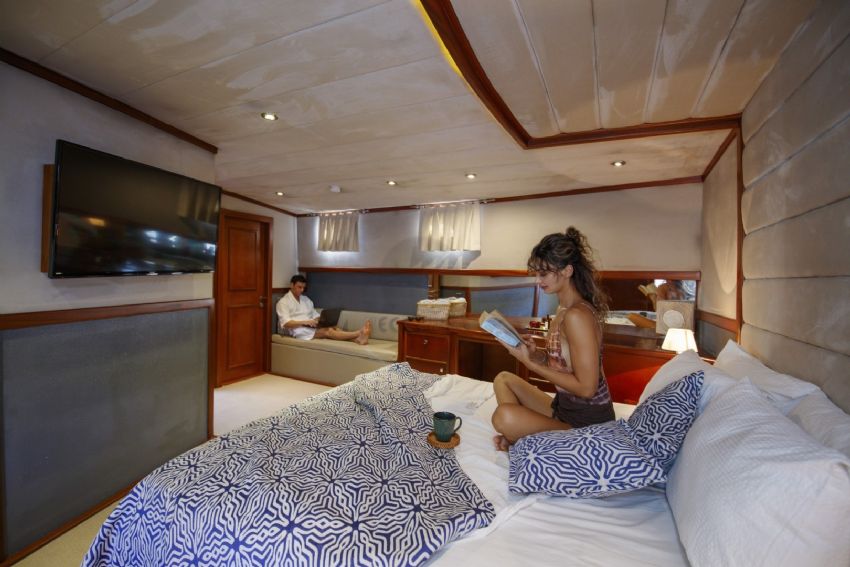 PERDUE Gulet,  Master Cabin.