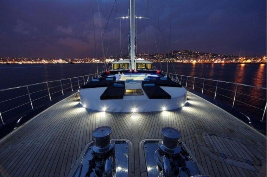 Perla del mare ön güverteden bir kare.